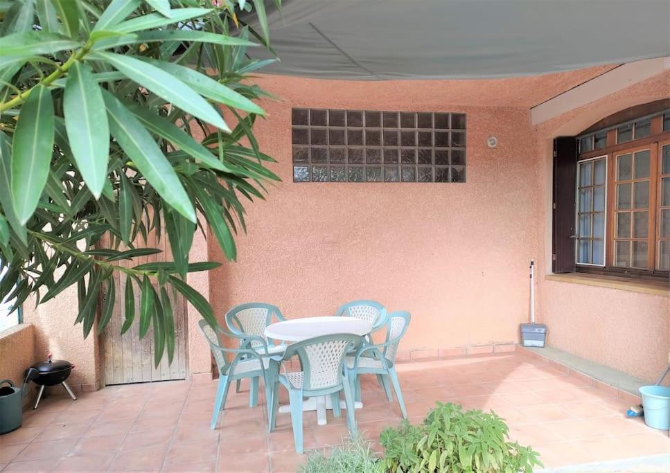 Apartament Le Petit Goudarguais Goudargues Zewnętrze zdjęcie